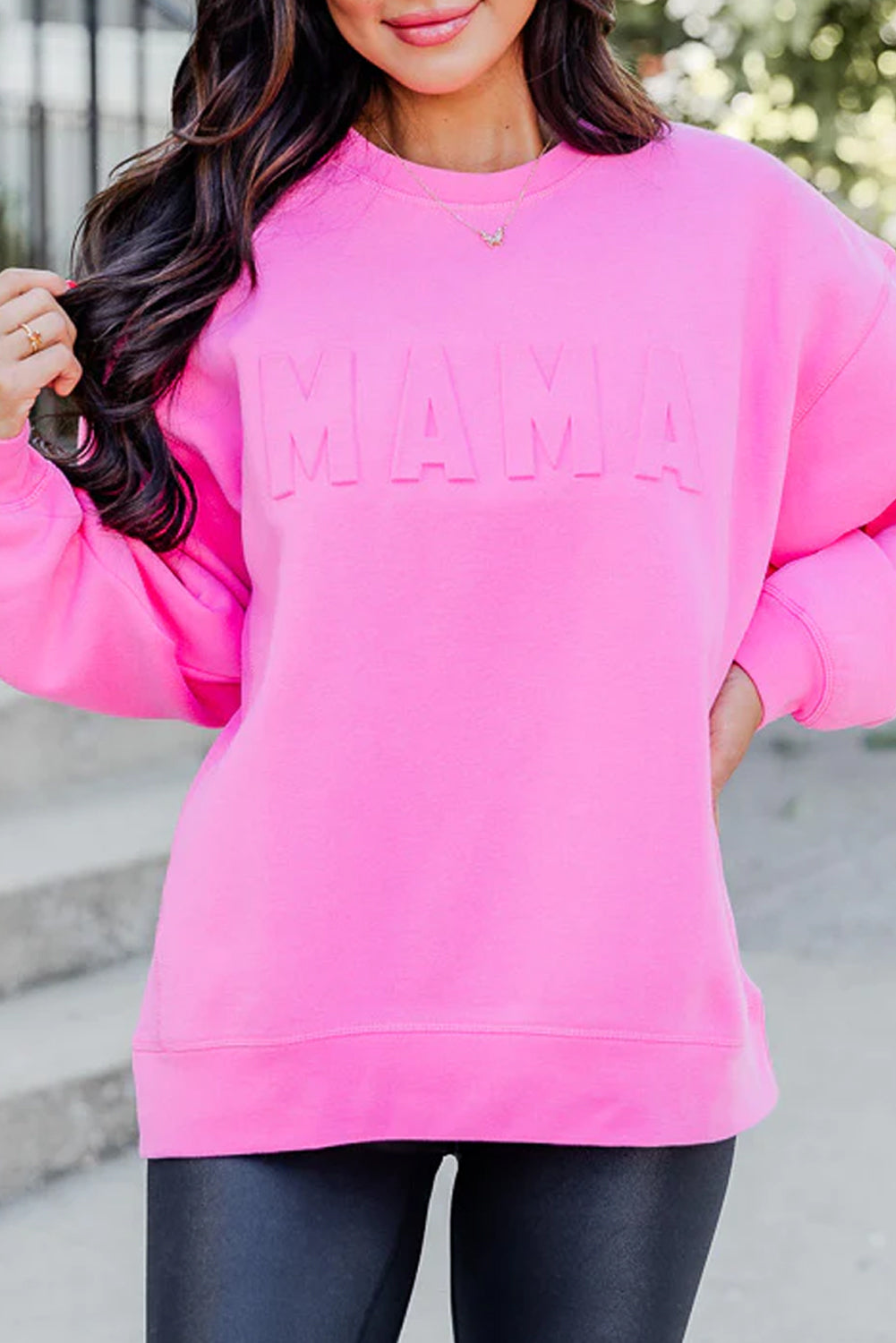 Sudadera informal con estampado de letras MAMA en color rosa brillante