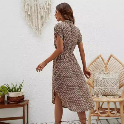 Vestido ajustado con escote en V y mangas con control de cintura y estampado de moda