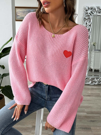 Pull à col rond et manches évasées pour femme avec broderie Love