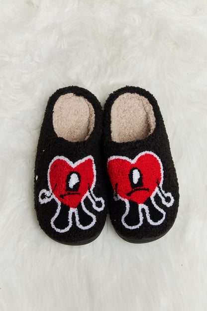 Pantuflas de felpa con estampado de corazones Melody Love