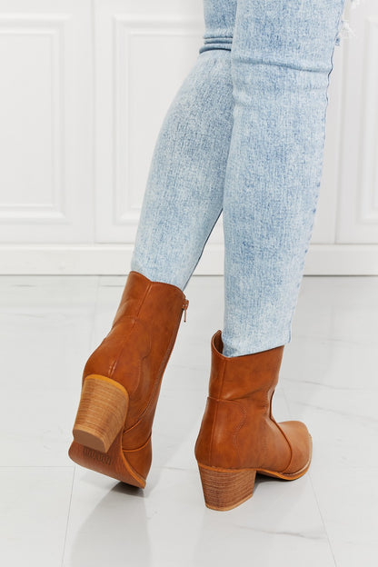 MMShoes Watertower Town Bottines western en simili cuir ocre