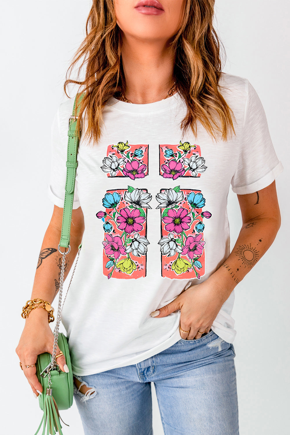 T-shirt de Pâques à col rond et imprimé floral blanc