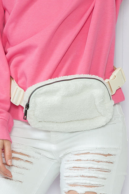 Bolso bandolera con correa ajustable de sherpa blanco brillante