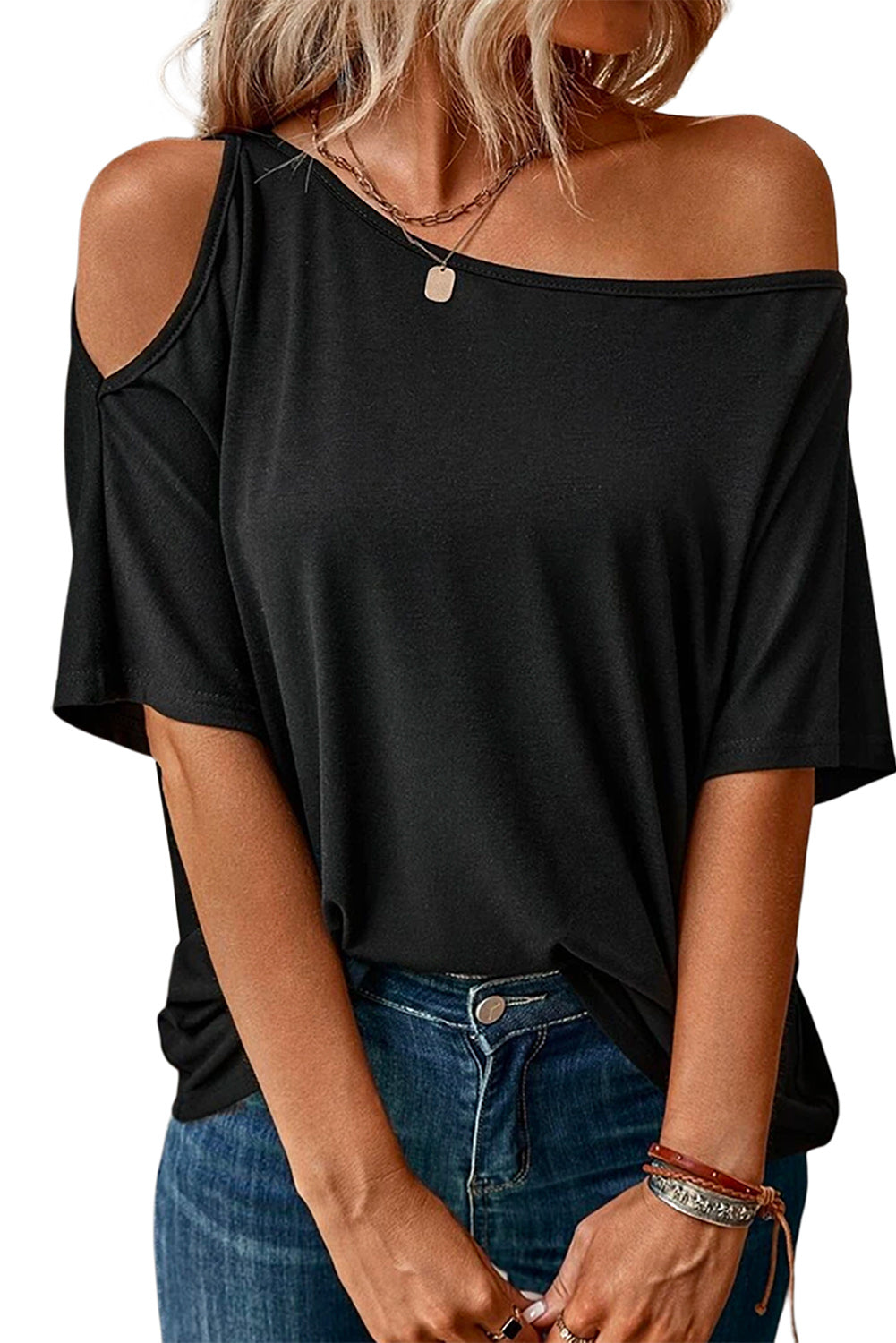 Camiseta informal holgada con cuello asimétrico liso negro