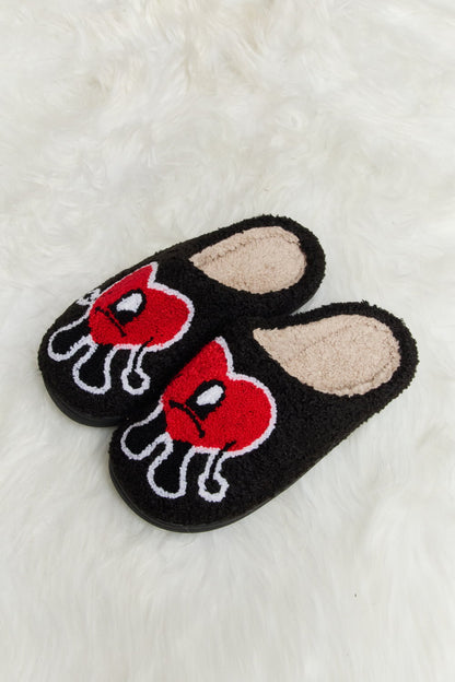 Pantuflas de felpa con estampado de corazones Melody Love