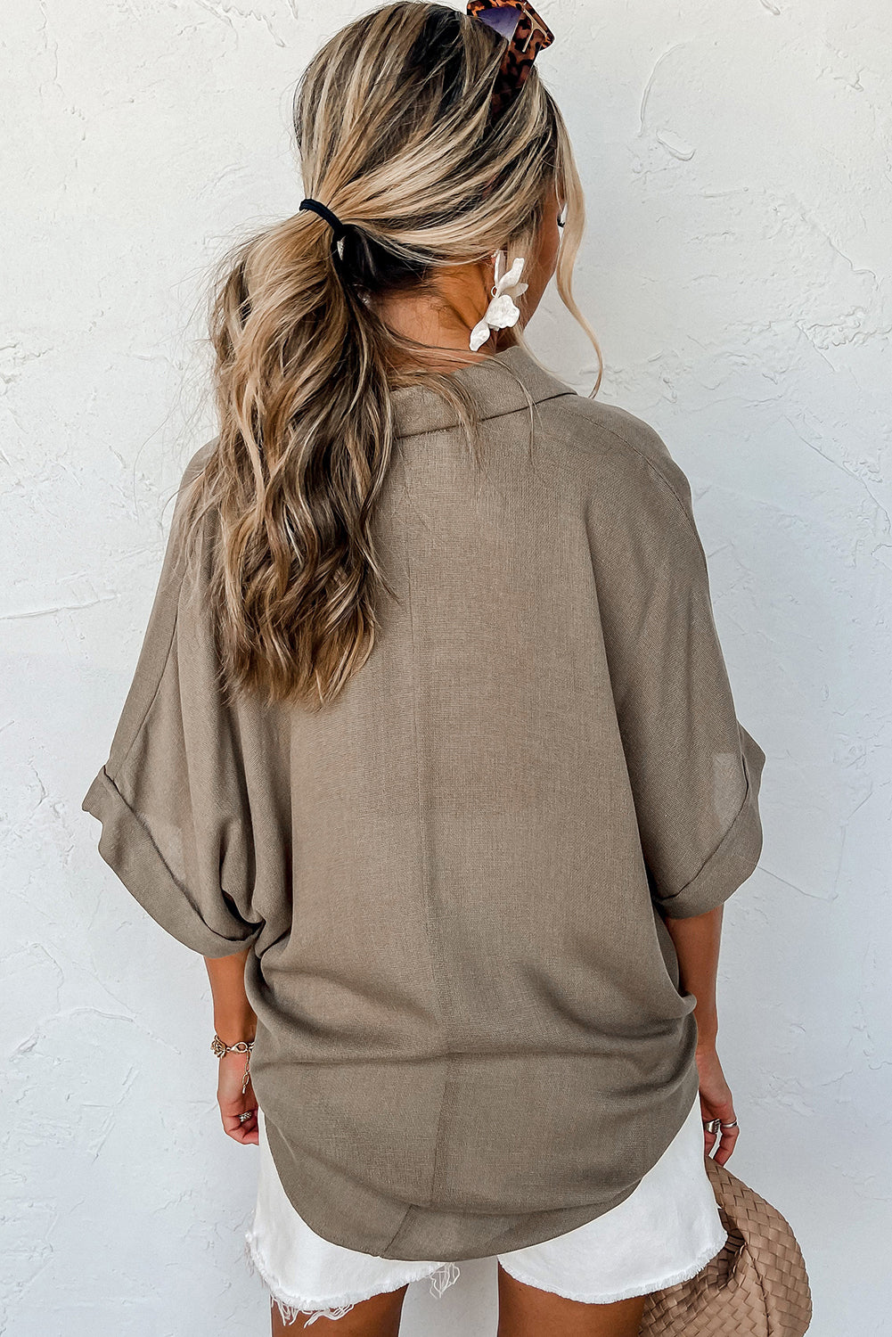 Haut oversize plié à manches courtes et col demi-boutons Simply Taupe