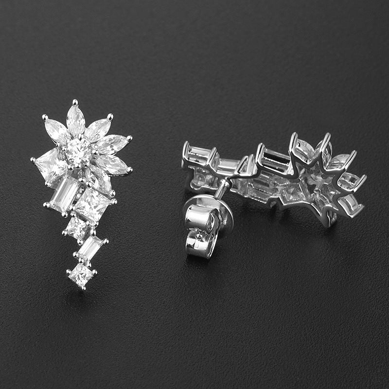 4428E Personality S925 Silver Inlaid 5A Zircon Simple Stud Earrings