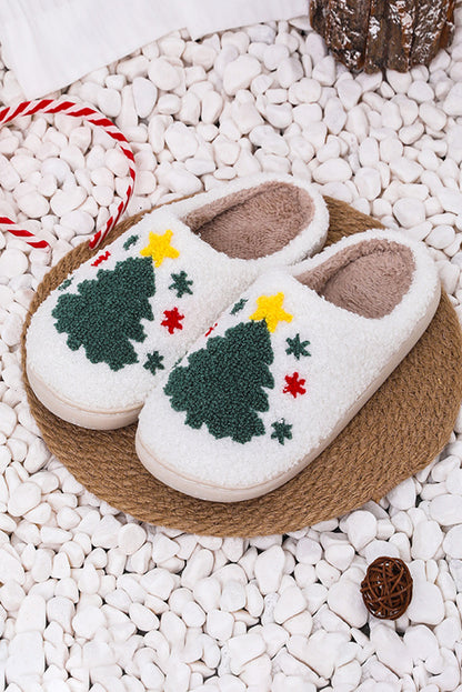 Chaussons de maison à motif d'arbre de Noël flou blanc