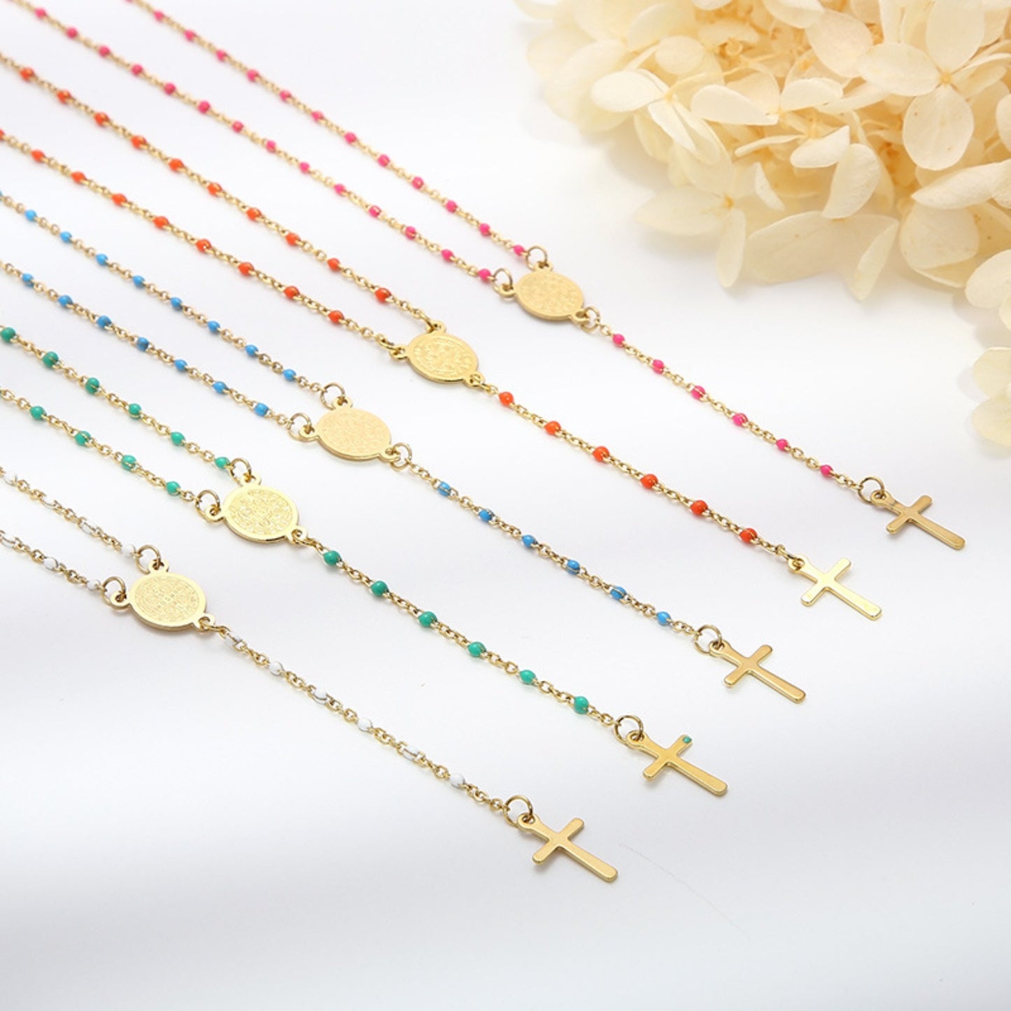 Collier croix perlée en acier inoxydable