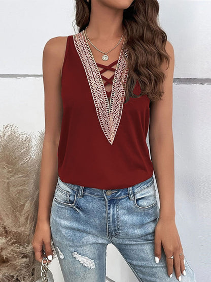 Camiseta sin mangas con cuello en V entrecruzada