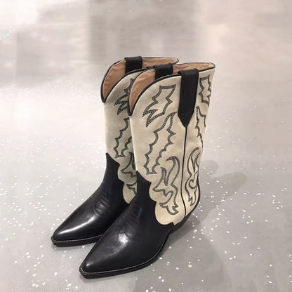 Bottes de cowboy à talons blocs et points brodés