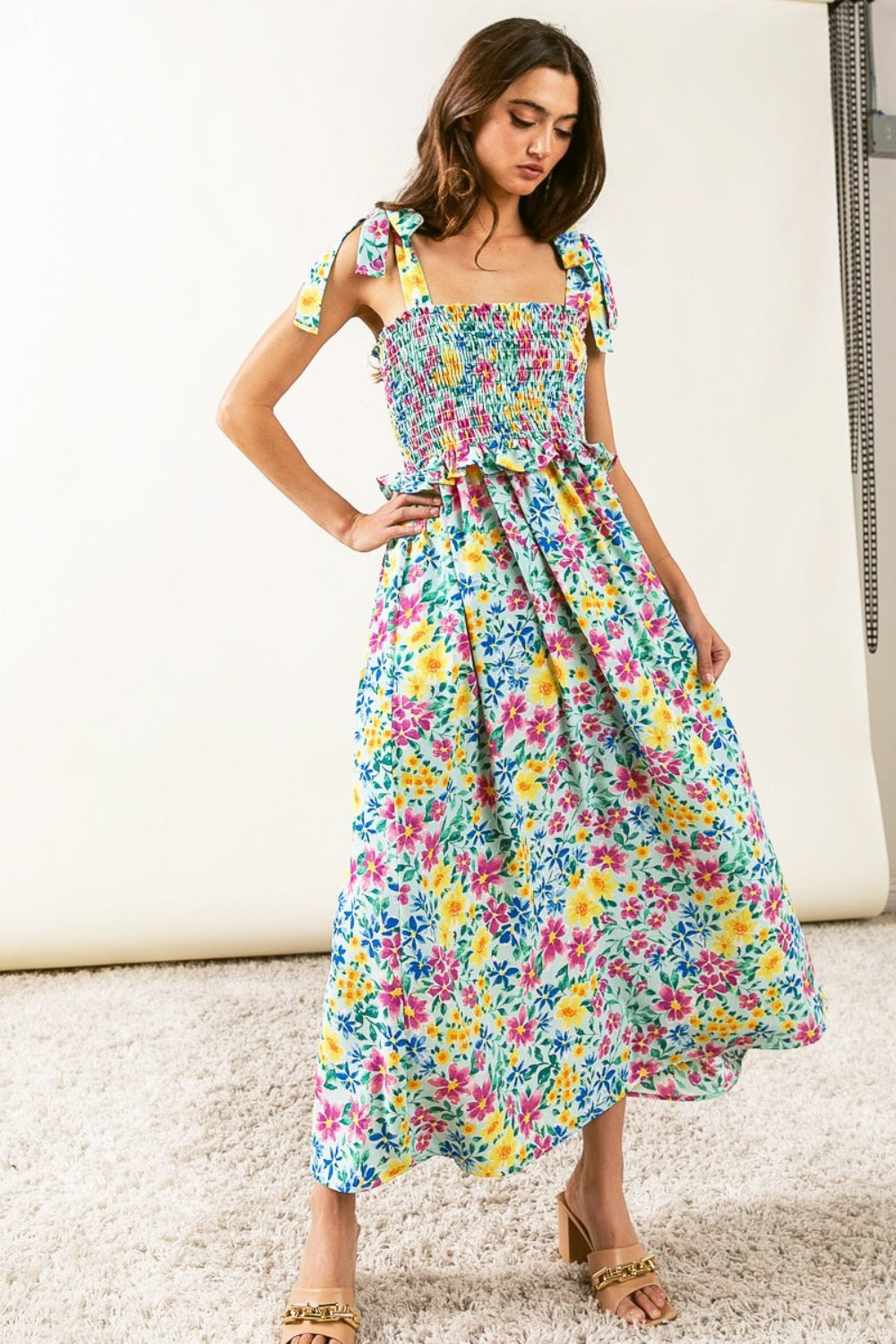 Robe caraco smockée à volants et bordure florale BiBi