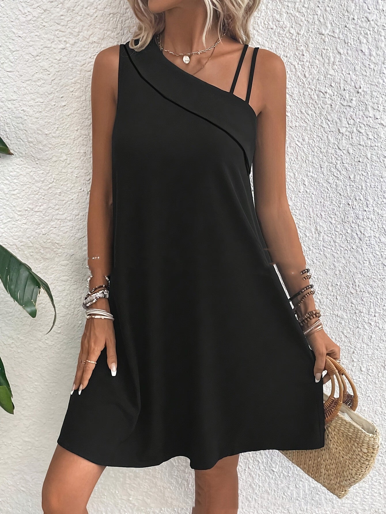 Asymmetric One-shoulder Sleeveless Sling Dress