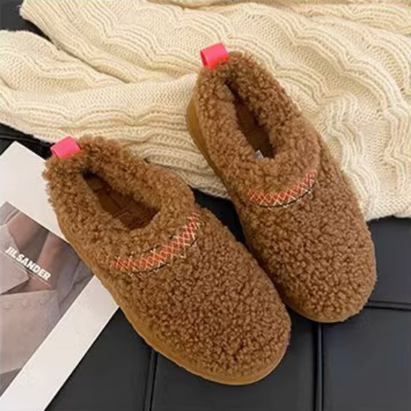 Pantuflas con plataforma trenzada